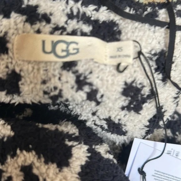 NWT Ugg Phoebe Wrap Cardigan Sweater Cozy Plush Fleece Animal Leopard Cat Soft - Picture 8 of 9